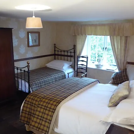 High Wray Farm 4* آمبيلسايد